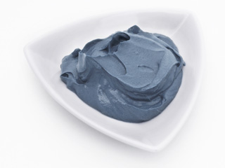 Маски из голубой глины для кожи лица | Польза, целебные свойства и правила применения